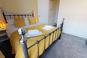 Stayzo Stylish House Accommodation in Westminster