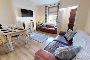 Stayzo Stylish House Accommodation in Westminster