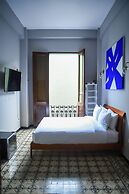 El Colonial - Adults Only