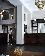 El Colonial - Adults Only