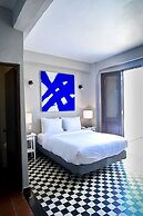 El Colonial - Adults Only