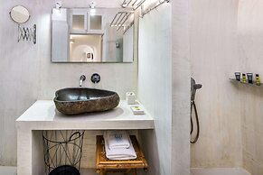 Day One Fira Mansion