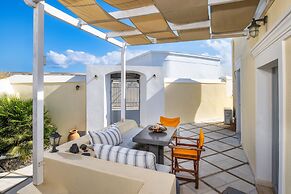 Day One Fira Mansion