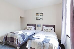 Karah Suites - Palmer Park - 4 Bedroom