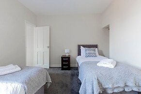 Karah Suites - Palmer Park - 4 Bedroom