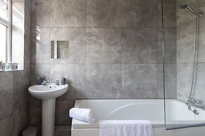 Karah Suites - Palmer Park - 4 Bedroom