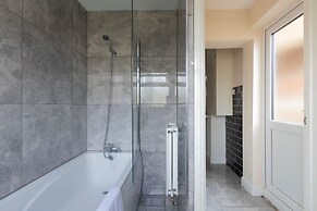 Karah Suites - Palmer Park - 4 Bedroom