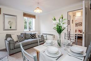 Karah Suites - The Galleria 2