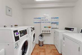 Lovers Key Resort 401