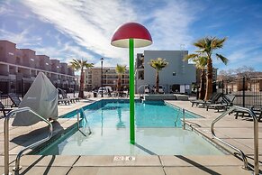 Family Paradise at the Vue by RedAwning