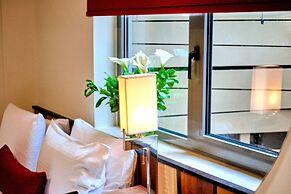 Lato Annex Boutique Rooms