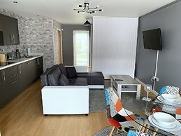 Toothbrush Apartments - Studio Apartment