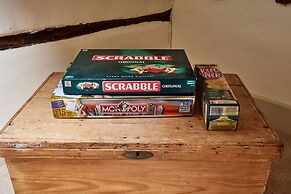 Fab 2 Bed Cotswolds Cottage With Private Courtyard