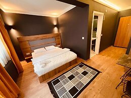 OTTO City Premium Suites