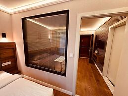 OTTO City Premium Suites