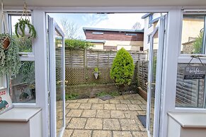 A very British house to stay 3 Bedroom