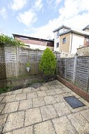 A very British house to stay 3 Bedroom