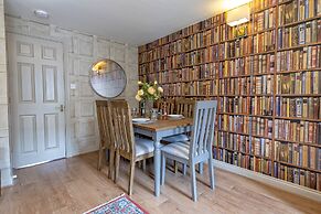 A very British house to stay 3 Bedroom