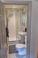 A very British house to stay 3 Bedroom