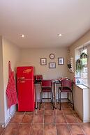 A very British house to stay 3 Bedroom