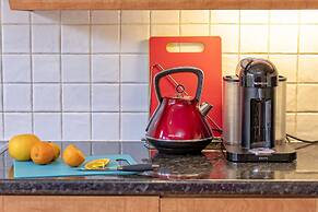 A very British house to stay 3 Bedroom