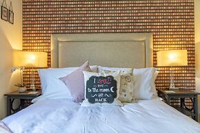 A very British house to stay 3 Bedroom