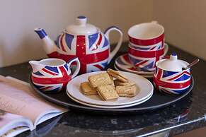 A very British house to stay 3 Bedroom