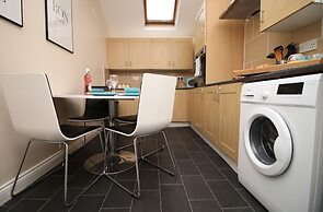 Karah Suites - Church Road I