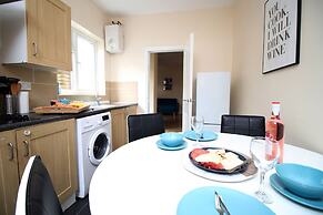 Karah Suites - Church Road I