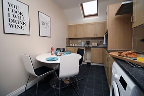 Karah Suites - Church Road I