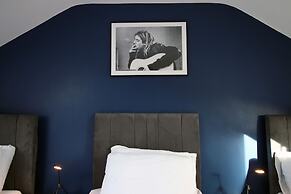 Karah Suites - Church Road II