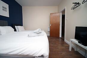 Karah Suites - Church Road II