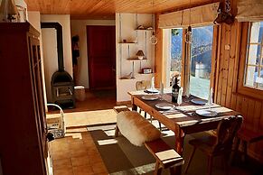 Beautiful Chalet for 10 People in Vercorin