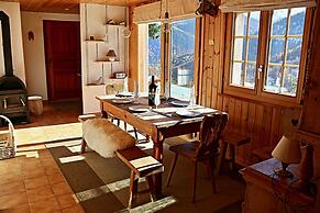Beautiful Chalet for 10 People in Vercorin