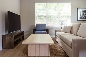 Kasa FreeMoreWest Charlotte