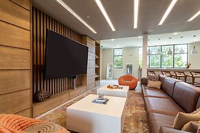 Kasa FreeMoreWest Charlotte