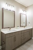 Kasa FreeMoreWest Charlotte