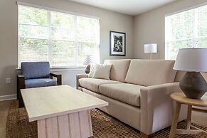 Kasa FreeMoreWest Charlotte