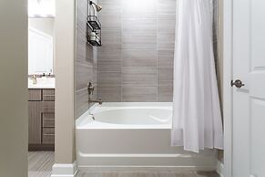 Kasa FreeMoreWest Charlotte