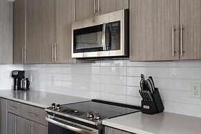 Kasa FreeMoreWest Charlotte