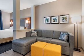 Comfort Suites Grandview - Kansas City