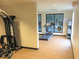 Comfort Suites Grandview - Kansas City