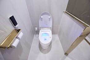 Den Basta Signature Hotel