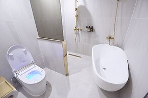 Den Basta Signature Hotel