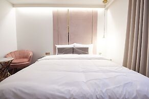 Den Basta Signature Hotel