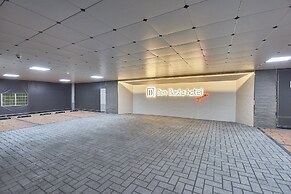 Den Basta Signature Hotel