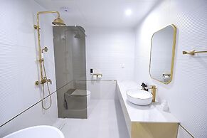 Den Basta Signature Hotel