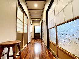 Hakone Lake Side Villa & Hot Springs