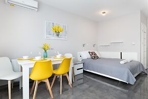 Paraiso Apartments by Renters