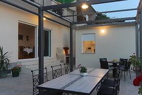 Apartments Villa Alex